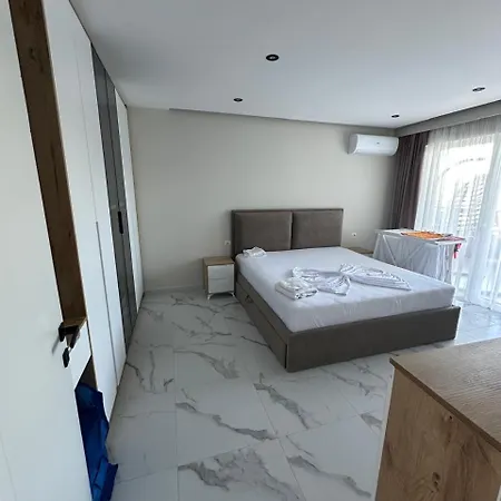 Amelia Bluewave Apartment