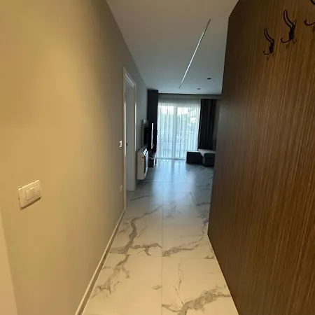 Apartment Amelia Bluewave Paskuqan